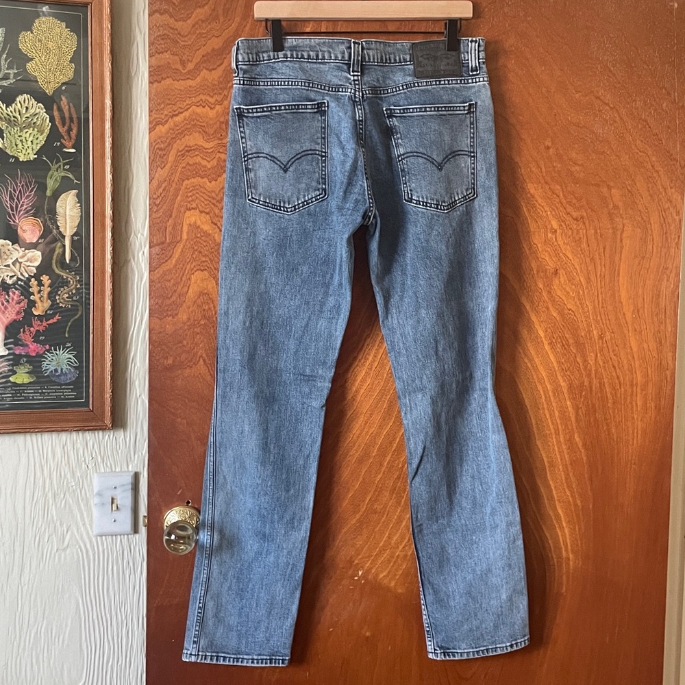 Levi’s - Picture 2 of 4